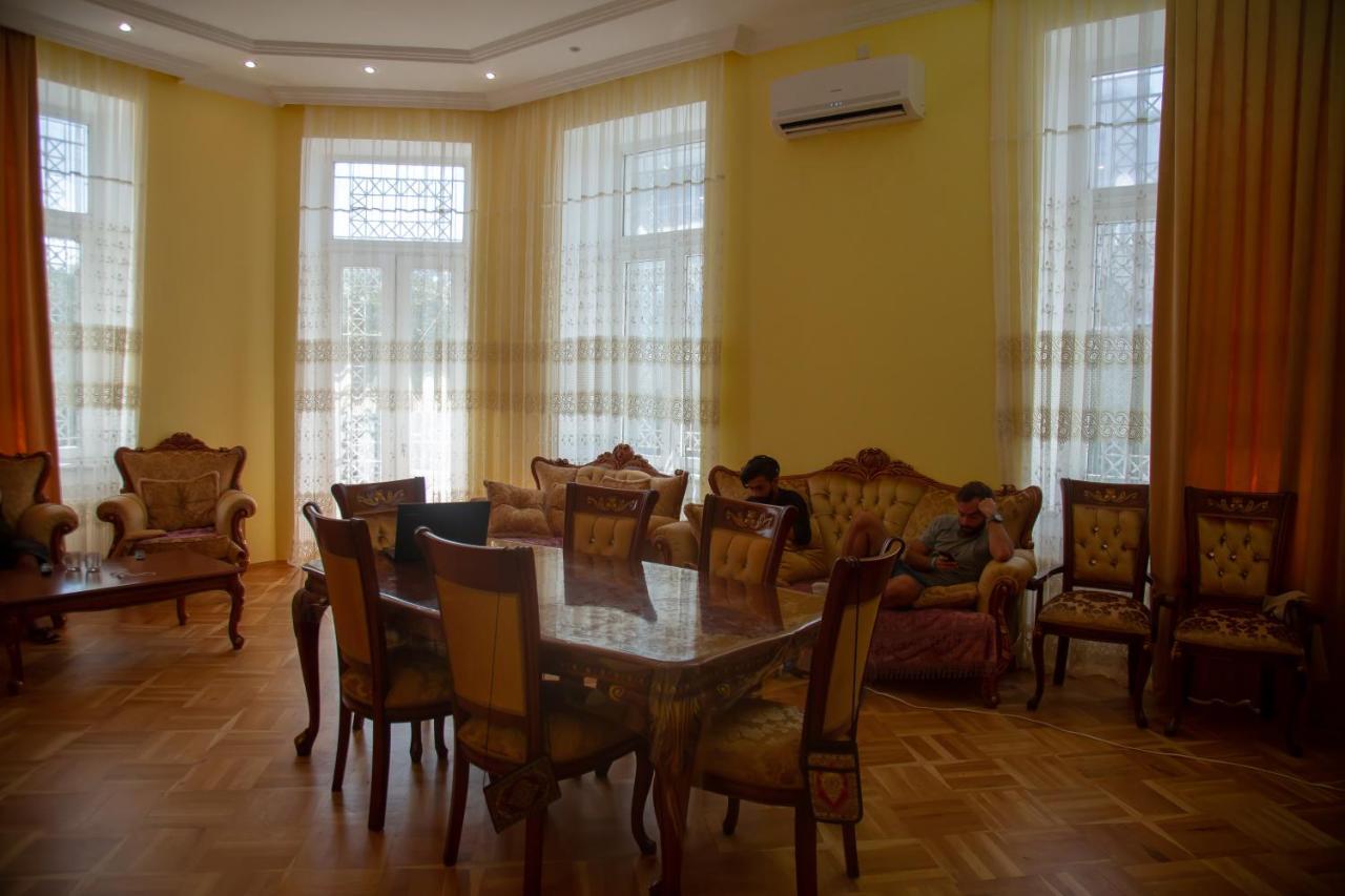 Land Of Fire Hostel Baku Eksteriør billede